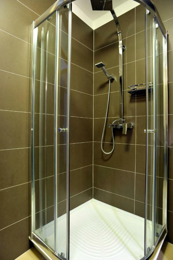Holiday House Lena Пореч Екстериор снимка