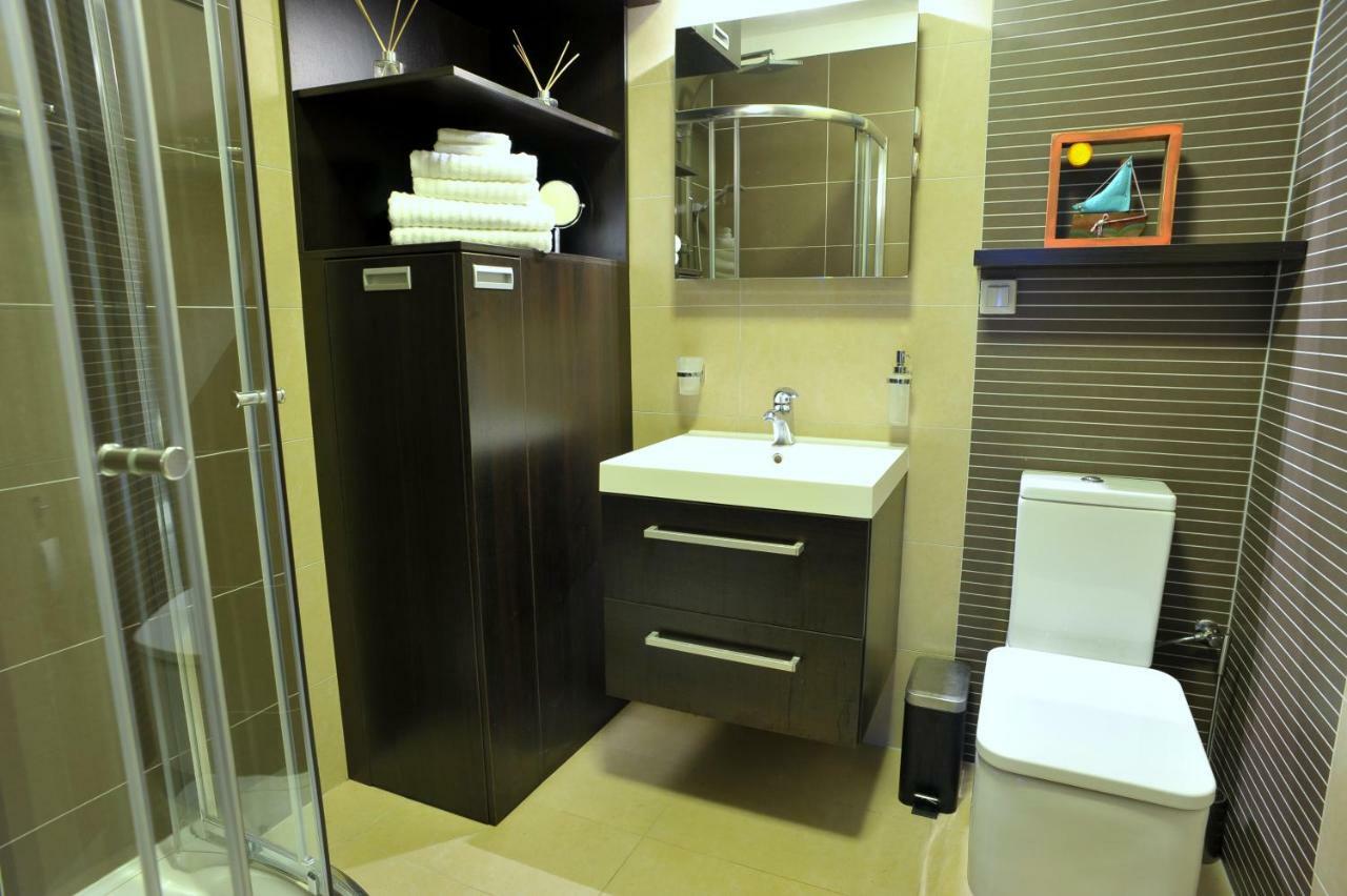 Holiday House Lena Пореч Екстериор снимка