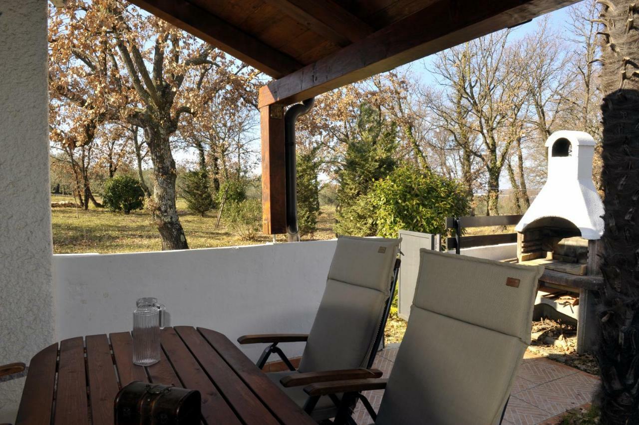 Holiday House Lena Пореч Екстериор снимка