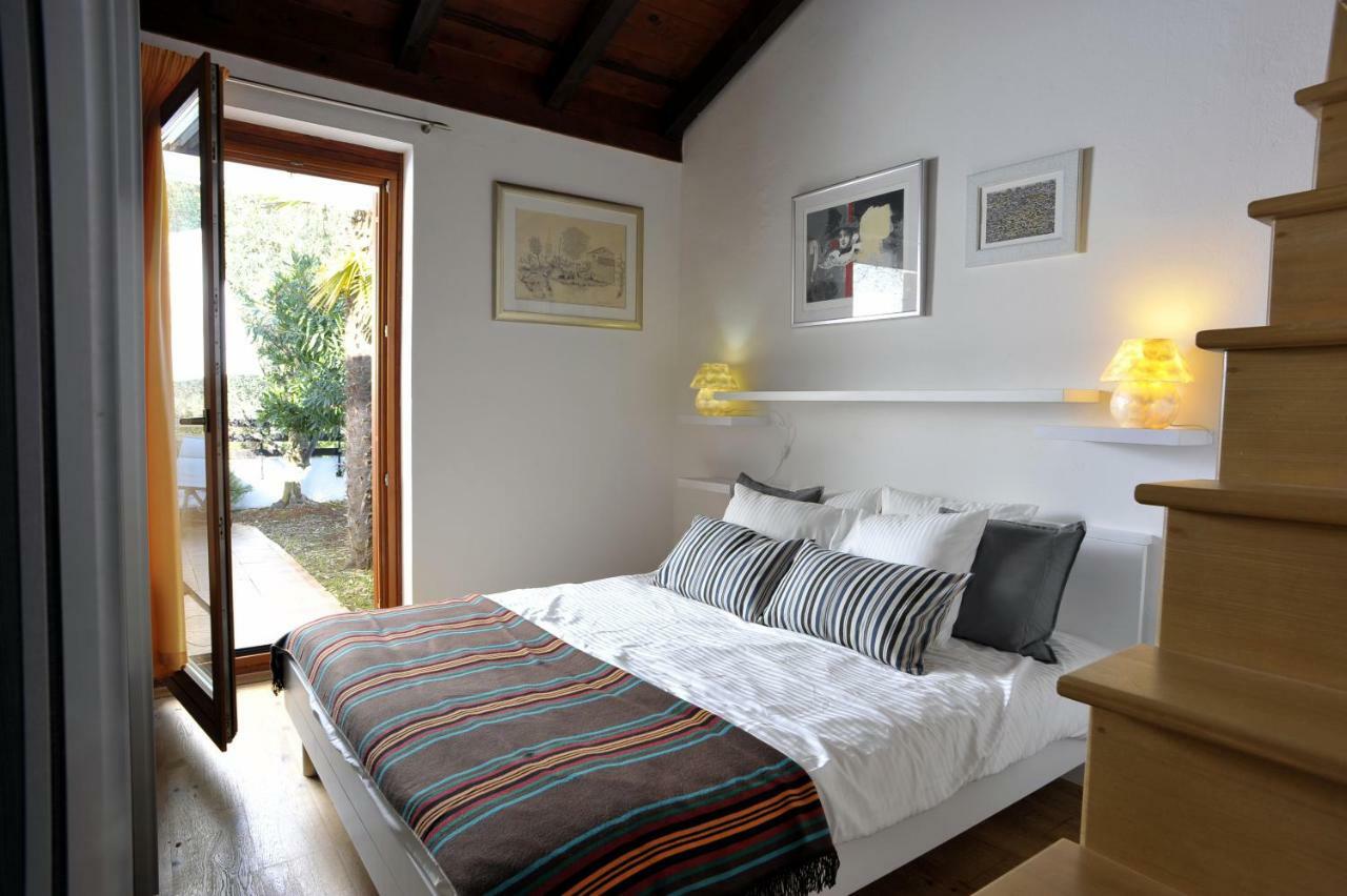 Holiday House Lena Пореч Екстериор снимка